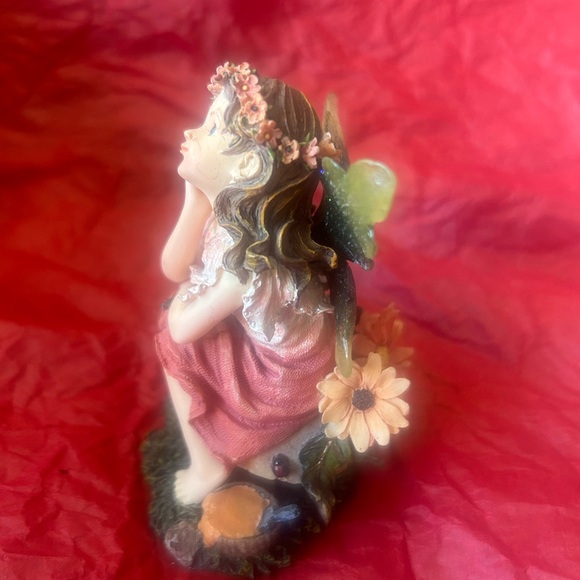 Petal Faerieblush…Nature’s Canvas. Style #36120 Fairy figurine - Picture 3 of 9